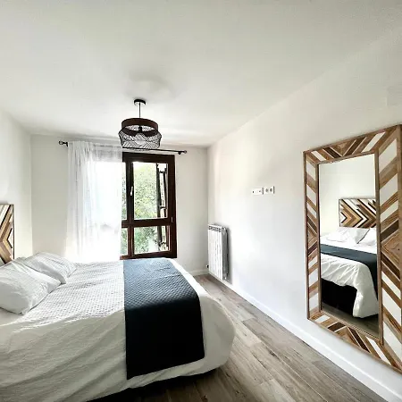 Bpirineos-pyrene 公寓 *